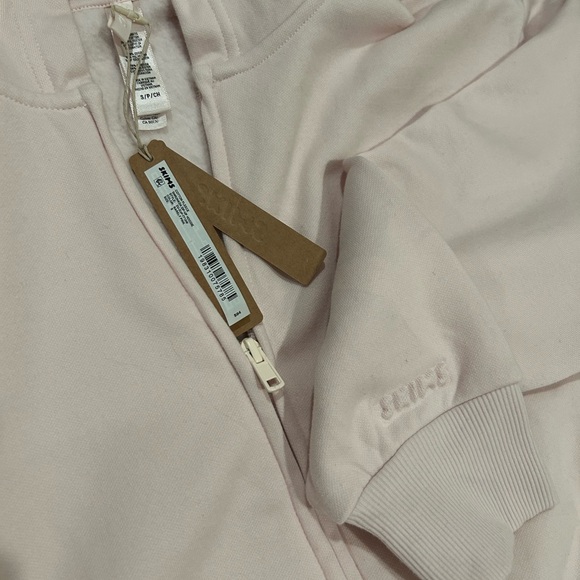 SKIMS Cotton Fleece Shrunken Zip Up Hoodie - Picture 4 of 5